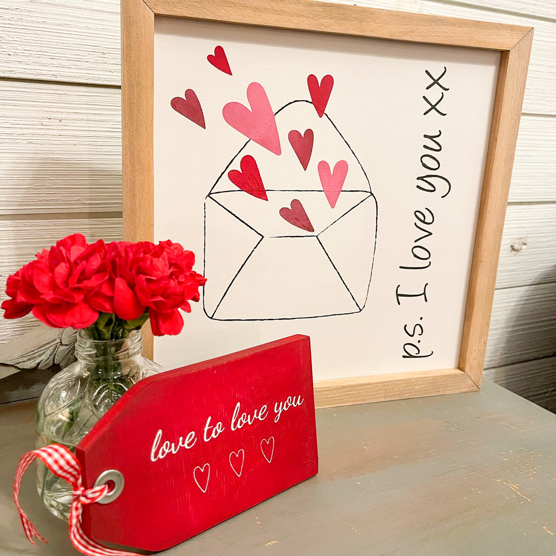 envelope with hearts, p.s. i love you