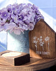 house | fresh flowers